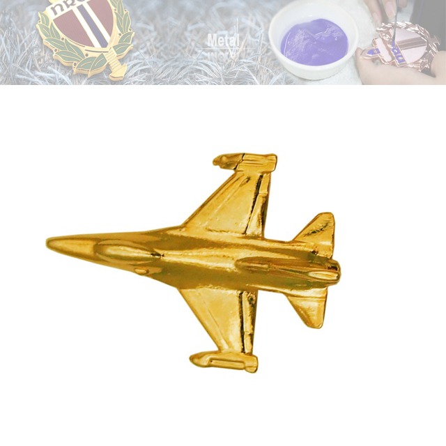 亜鉛合金3D立体バッジ